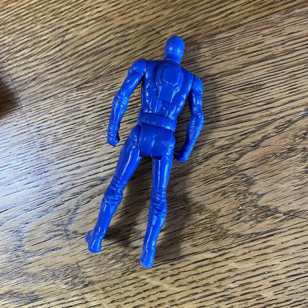 Lot of 8 Toy Marvel Toy Action Figures Spider Man Captain America 4, 6 & 12 Inch